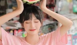 娱乐吃瓜头像图片女生,揭秘娱乐吃瓜头像中的魅力女生