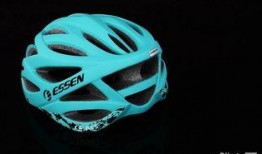 头盔爆料贴纸怎么贴视频,轻松打造个性视频新潮流