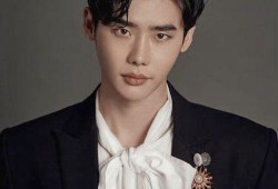 李钟硕vip在线观看,独家追剧体验，尽享明星魅力